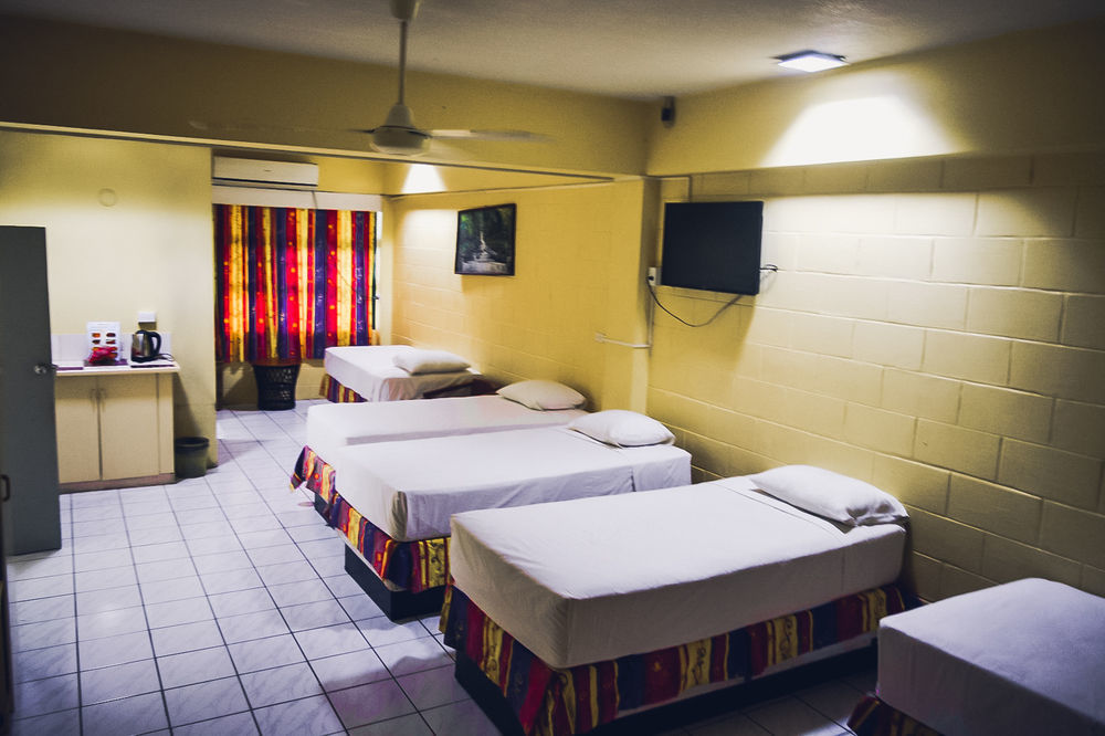 Grand Melanesian Hotel Нанди Экстерьер фото